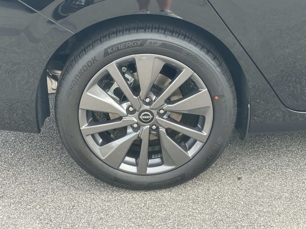 New 2026 Super Black Nissan SL image 7