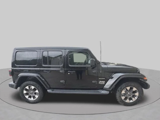 Used 2019 Black Jeep Unlimited Sahara image 2