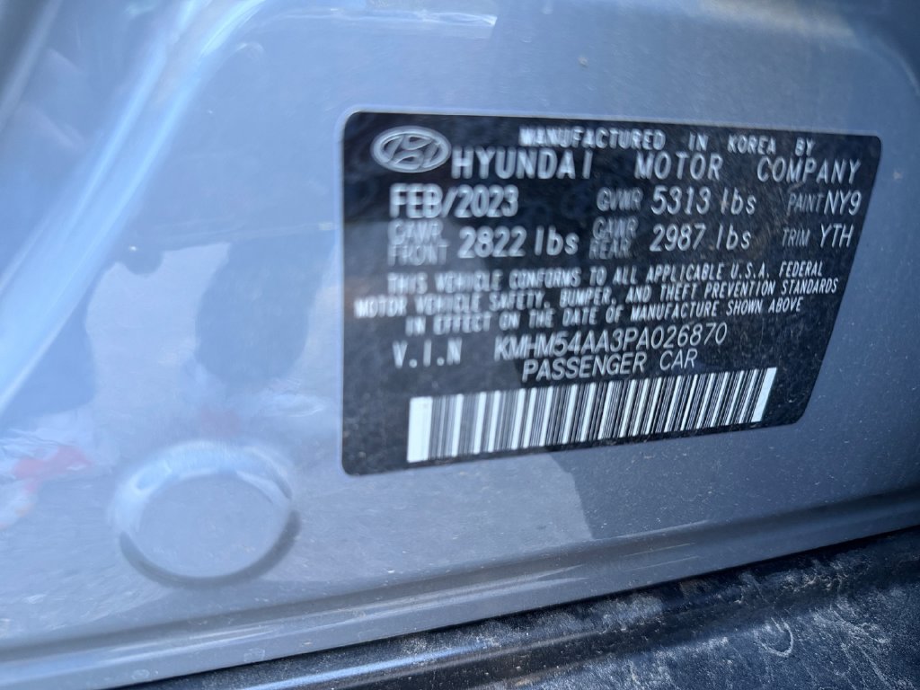 Used 2023 Blue Hyundai Limited image 20