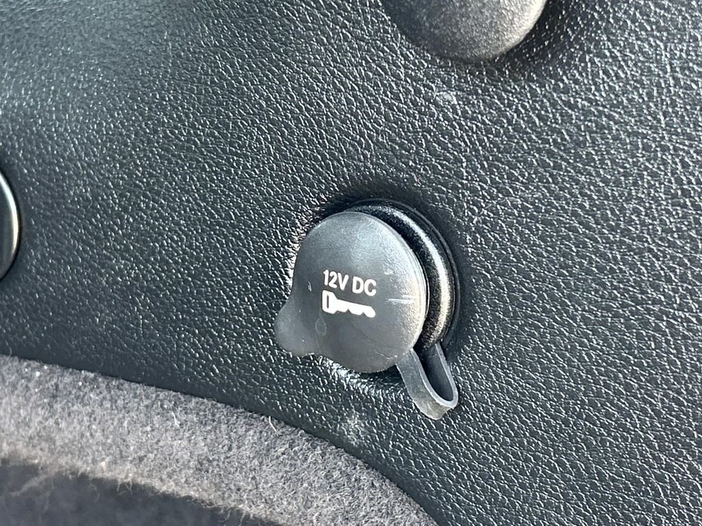 Used 2019 White Jeep Limited image 13