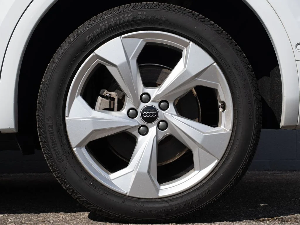 Used 2023  Audi  image 13