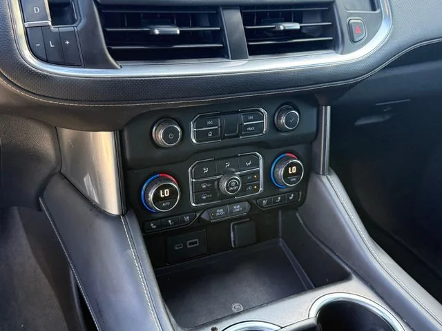 Used 2021 Black Chevrolet Premier image 21
