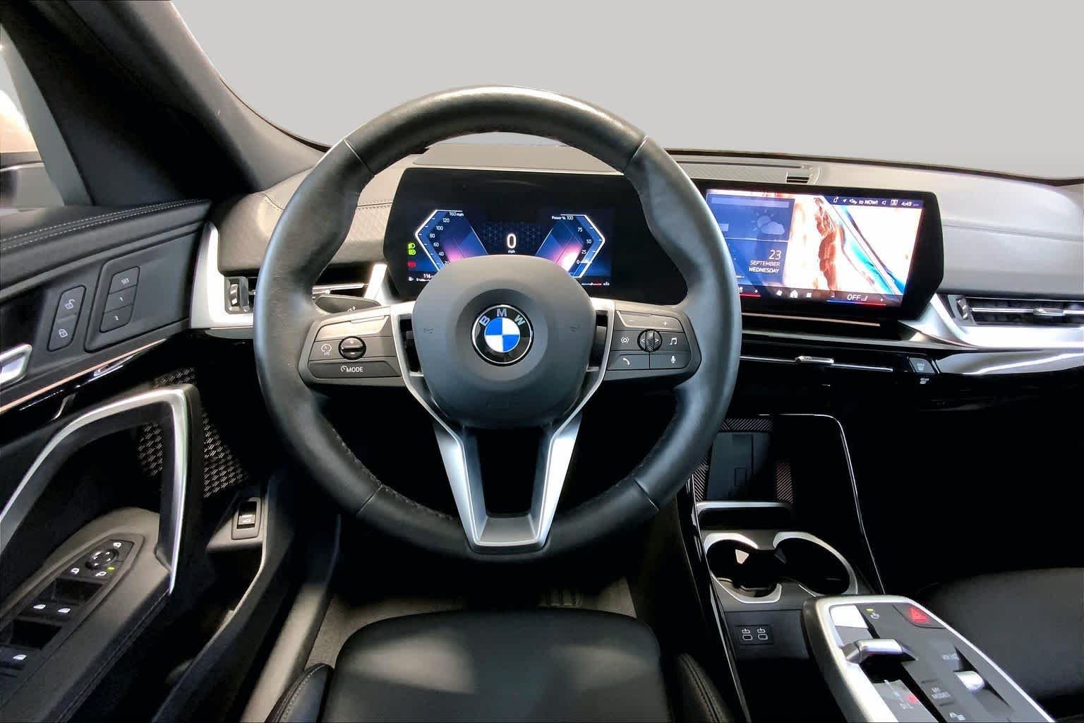 Used 2026 Dune Grey Metallic BMW xDrive28i image 5