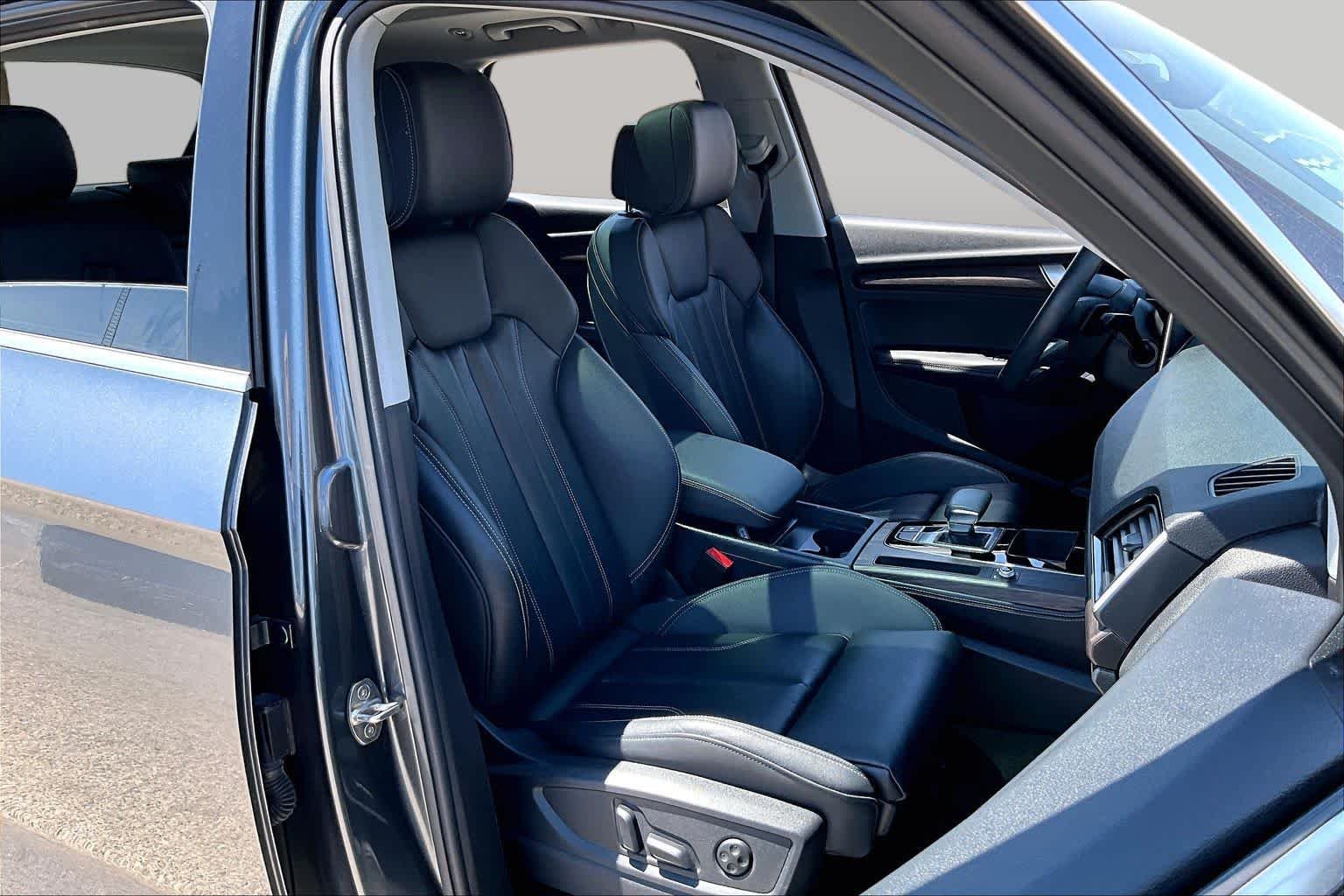 Used 2024 Daytona Gray Pearl Effect Audi S line Premium Plus image 8