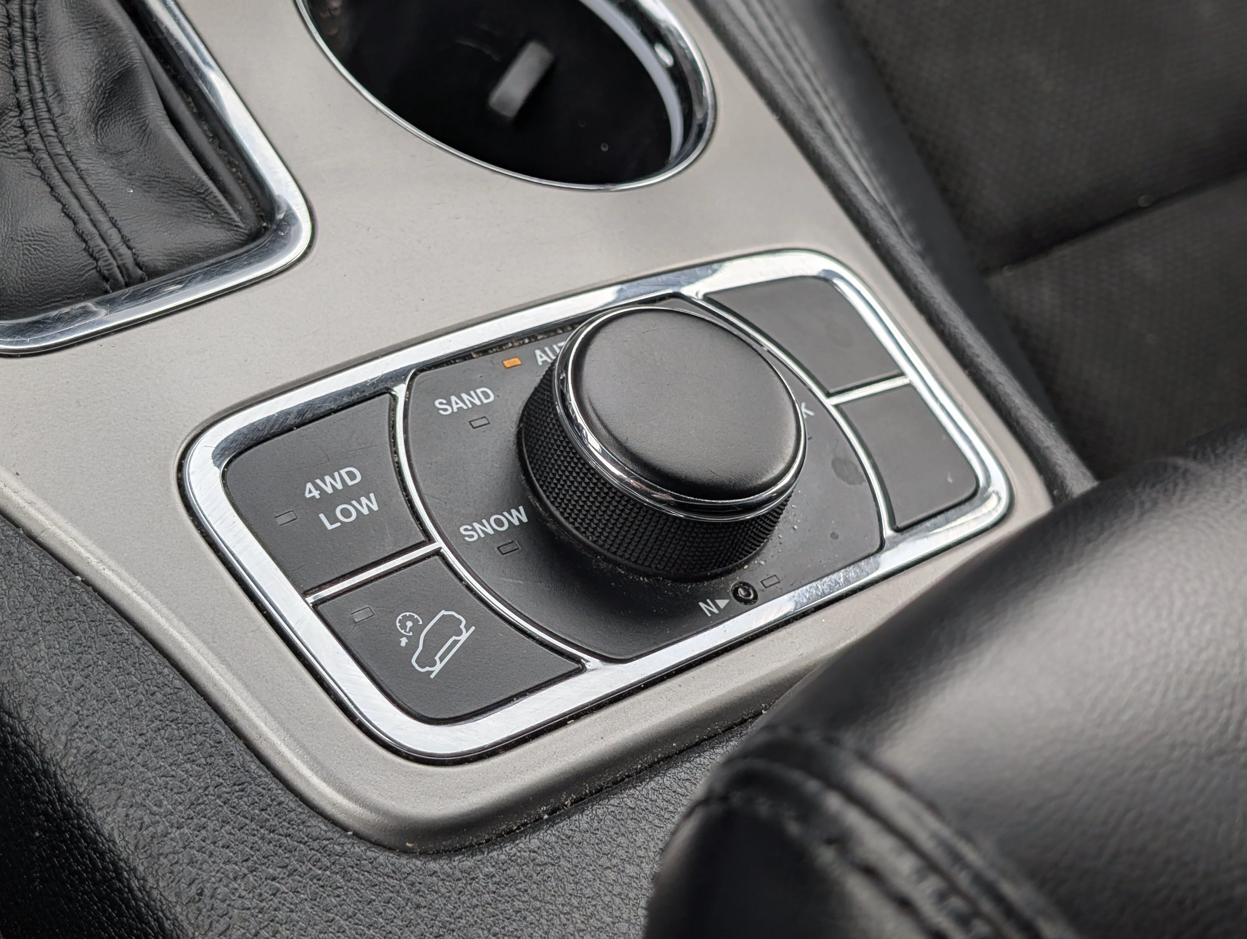 Used 2021 Bright White Jeep Altitude image 27