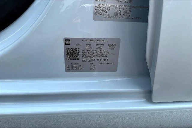New 2026 Glacier White Tricoat GMC Denali Ultimate image 8