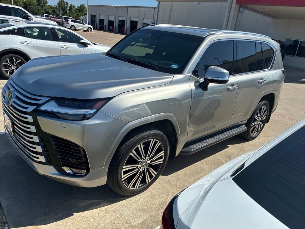Used 2022 Silver Lexus 600 Luxury image 4