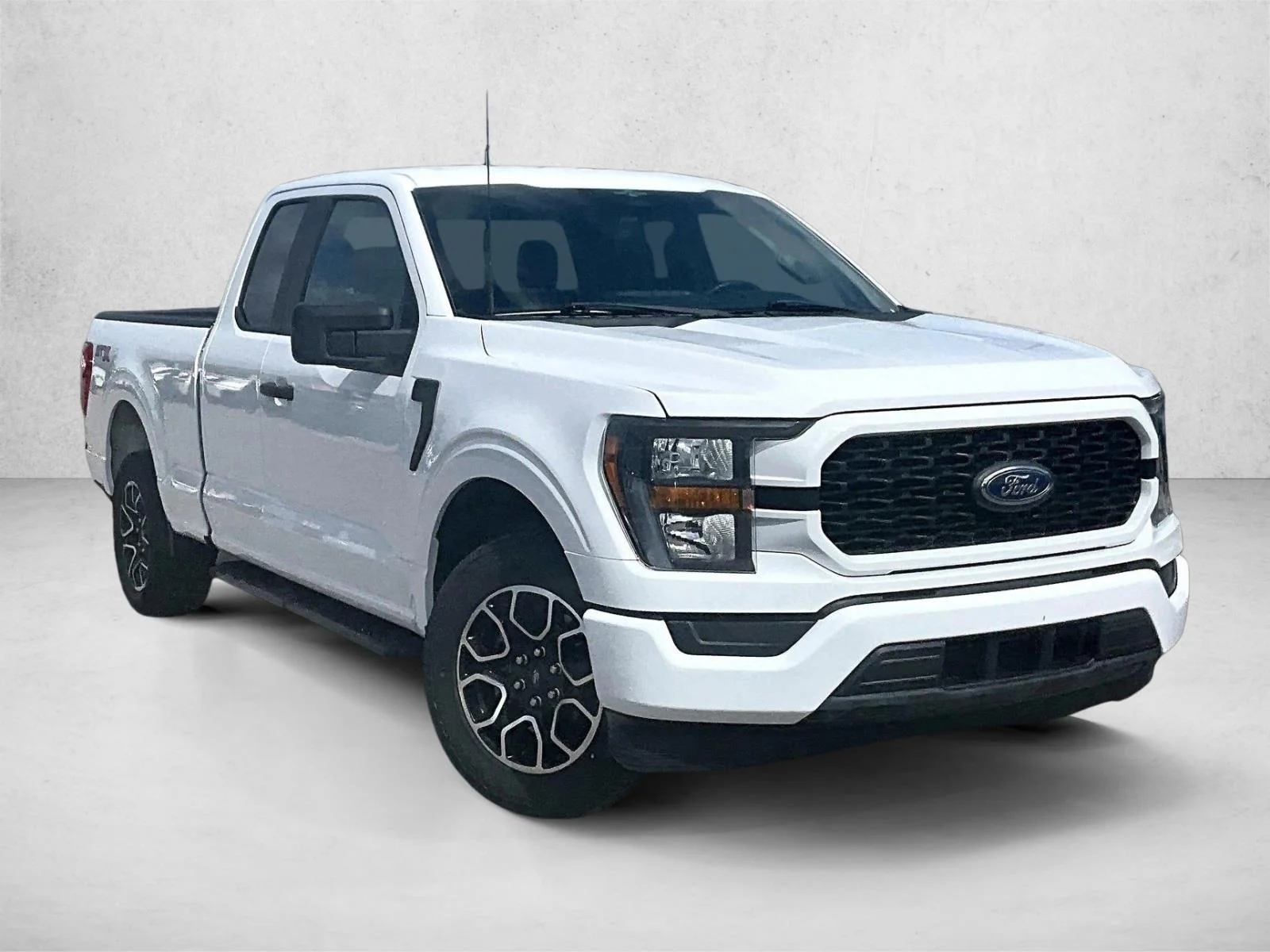 Used 2023 Oxford White Ford XL image 12