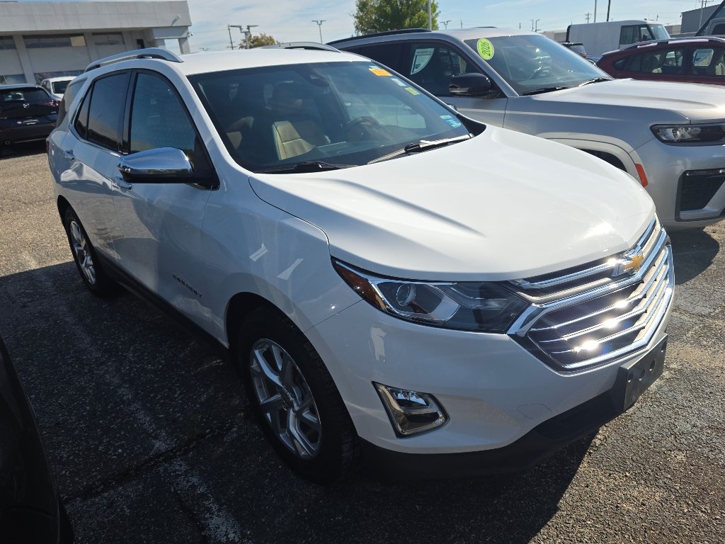 Used 2020 SUMMIT WHITE Chevrolet Premier image 2