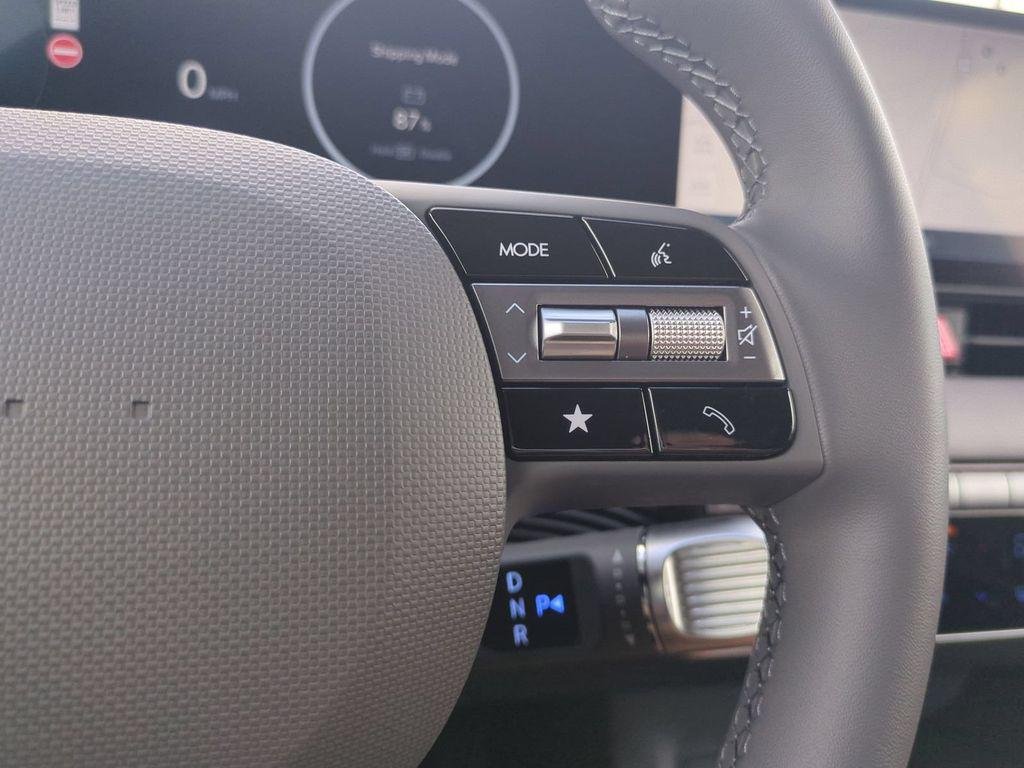 New 2027 Blue Hyundai SE image 32