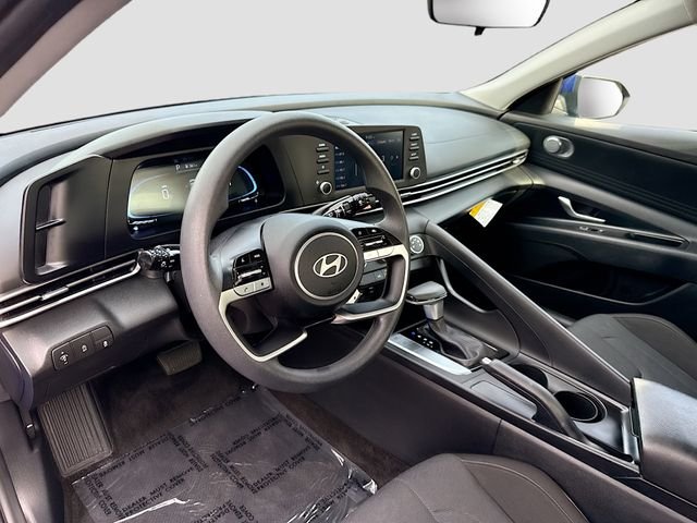 Used 2024 Blue Hyundai SE image 9