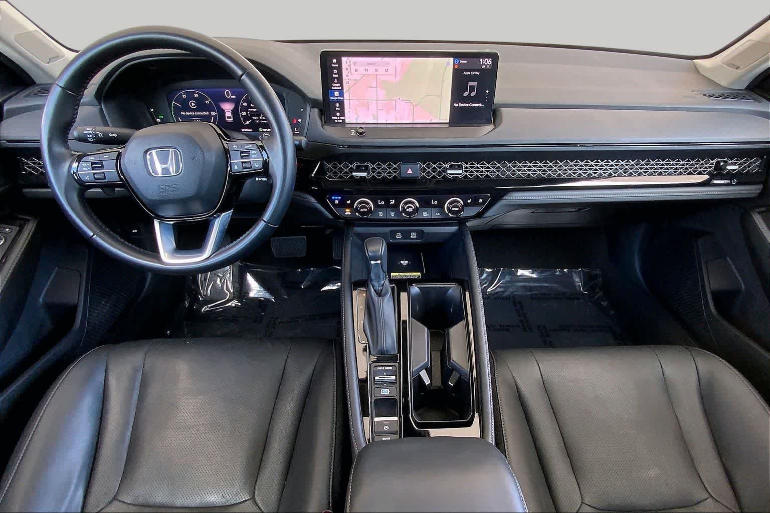 Used 2024 Crystal Black Pearl Honda Touring image 16