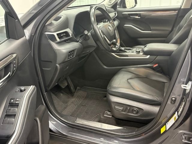 2023 Toyota Highlander Platinum - Photo 15