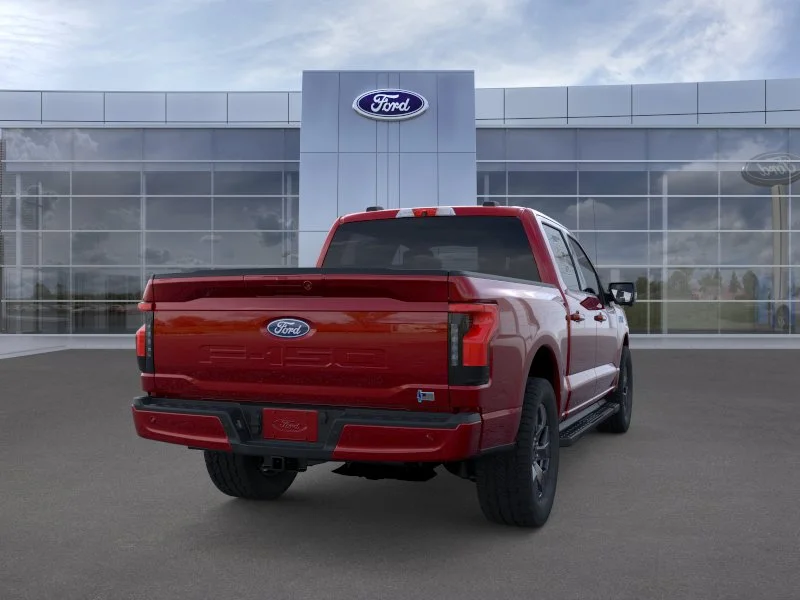 2025 Ford F-150 Lightning Flash - Photo 8