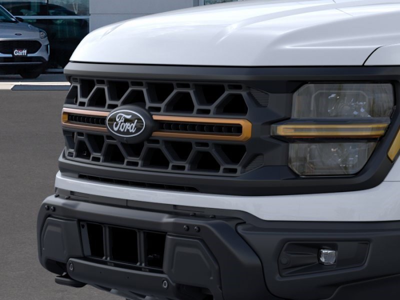 New 2026 Oxford White Ford Tremor image 18