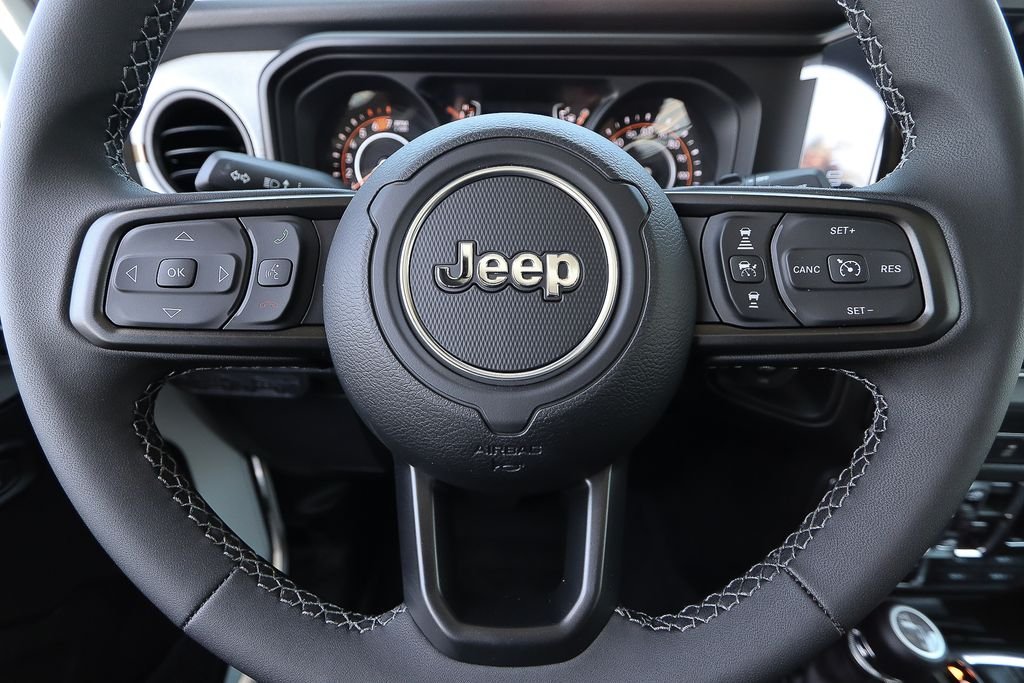 New 2026 Bright White Clear-Coat Exterior Paint Jeep Willys image 25