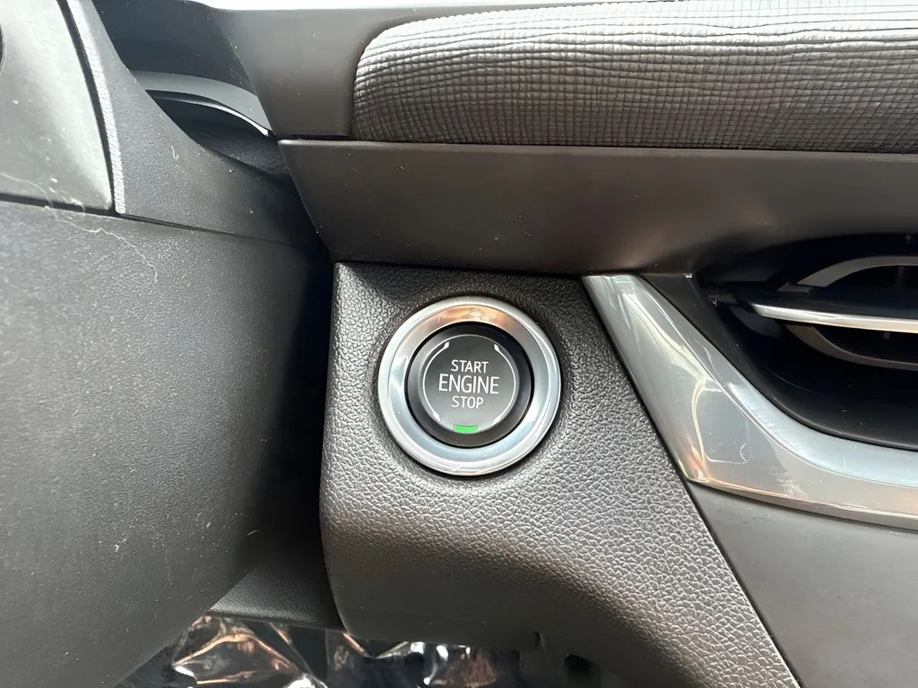 Used 2025 Black Buick Preferred image 15