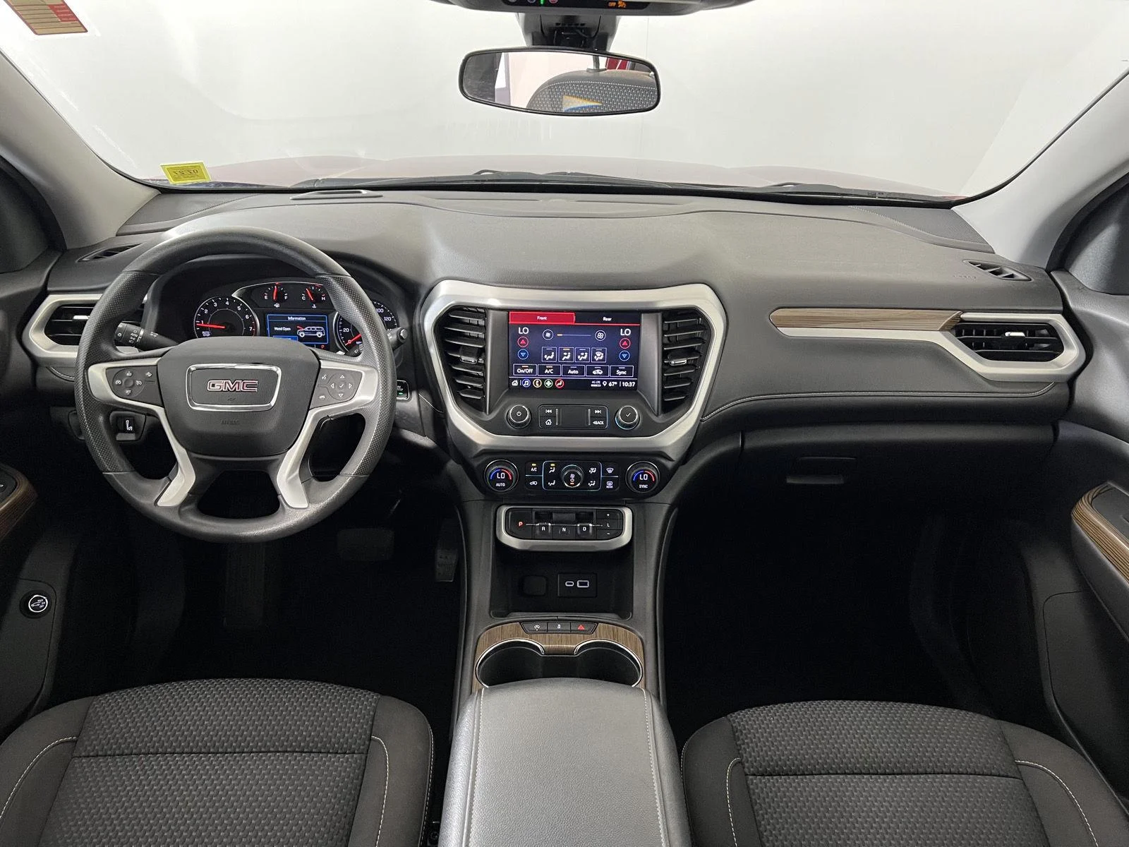 Used 2023 Volcanic Red Tintcoat GMC SLE image 21