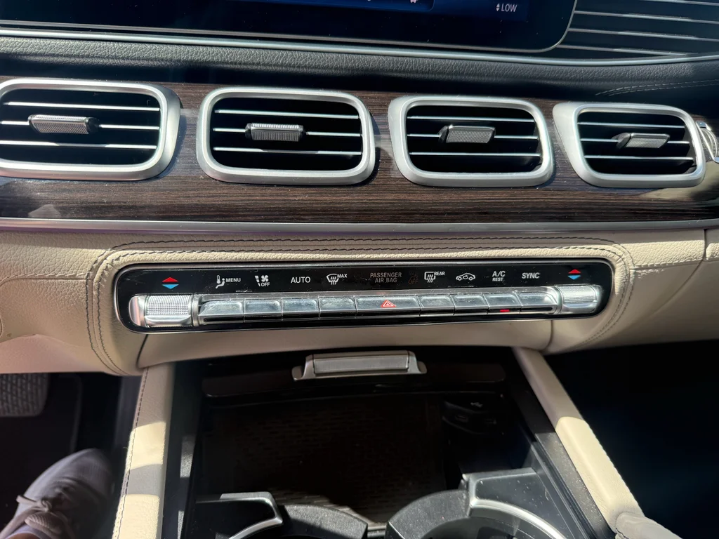 Used 2024 POLAR WHITE Mercedes-Benz GLE350 4MATIC® image 24