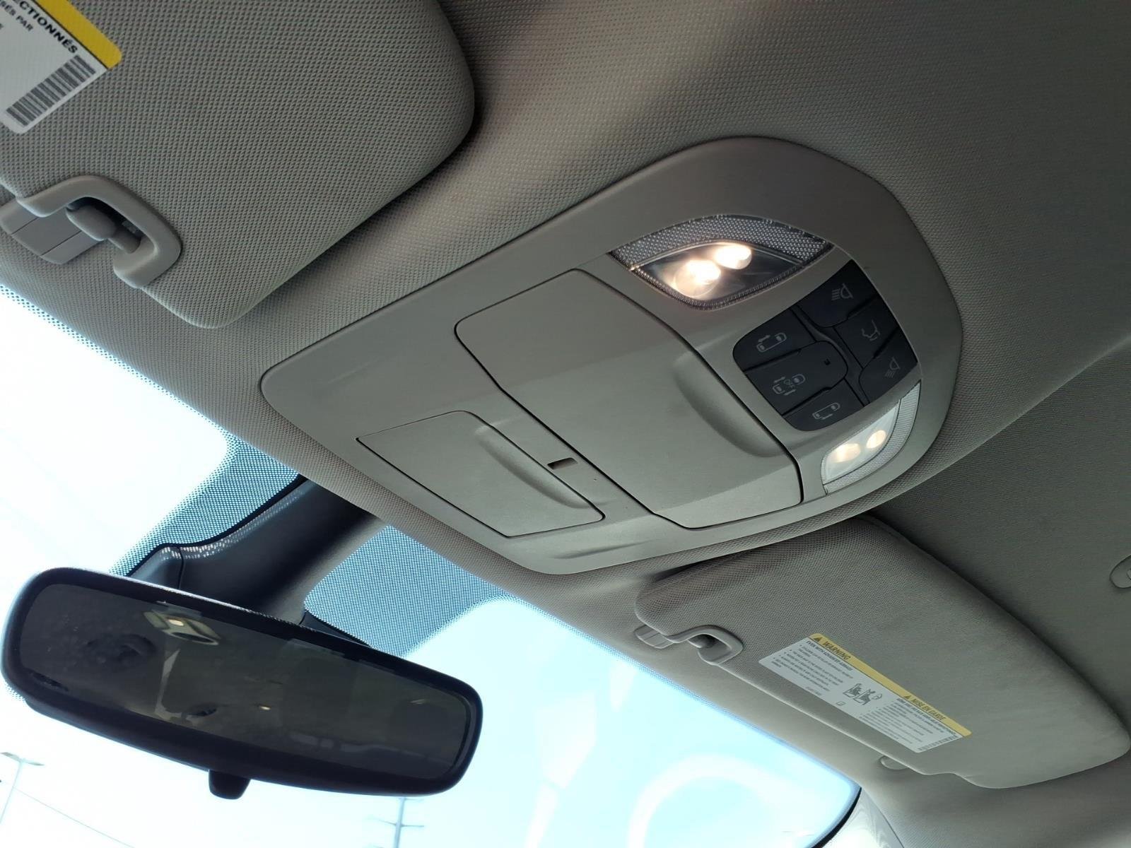 Used 2024 Silver Mist Clearcoat Chrysler Touring L image 9