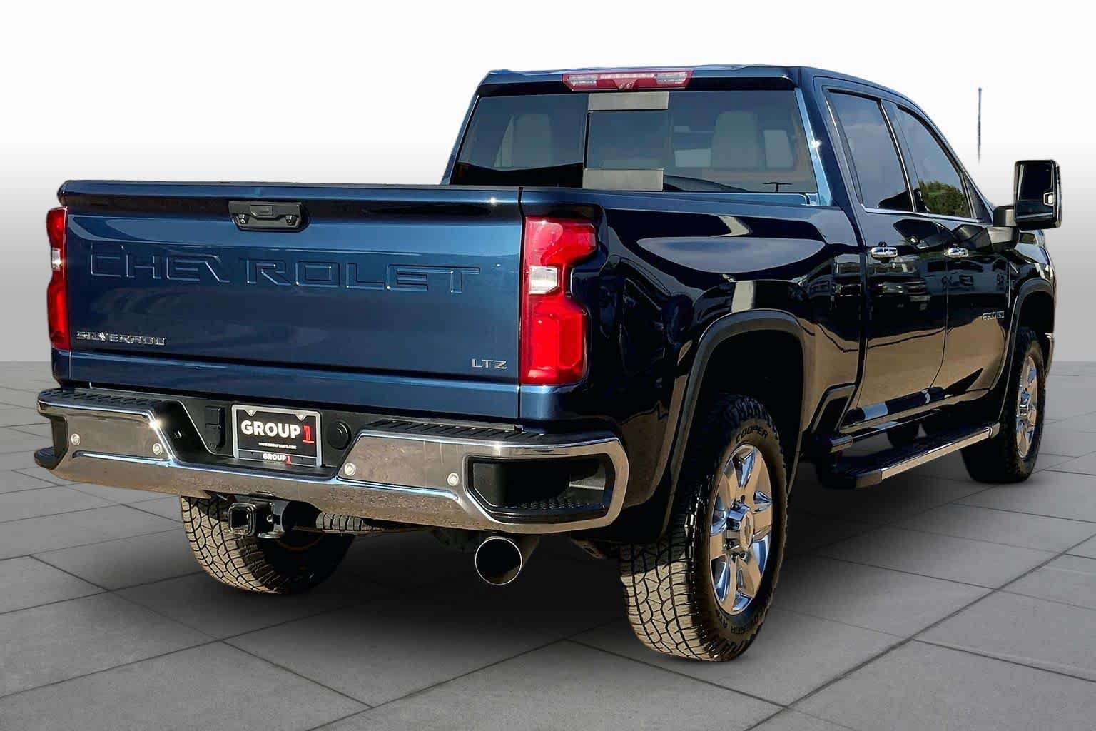Used 2022 Northsky Blue Metallic Chevrolet LTZ image 13