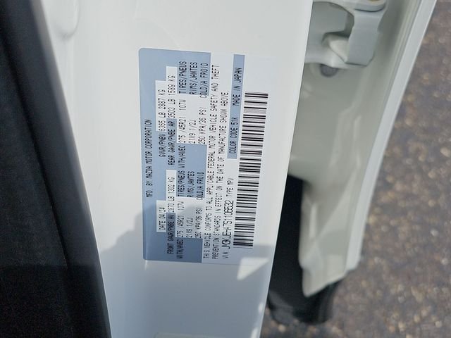 Used 2025 White Mazda Premium Plus image 34