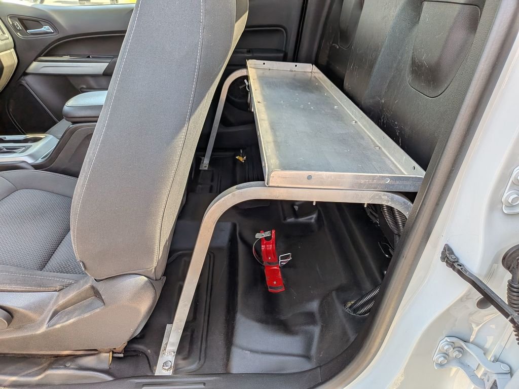 Used 2022 White Chevrolet LT image 25