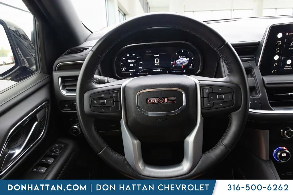 Used 2022 Black GMC SLE image 5