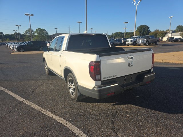 Used 2017 White Honda RTS image 5