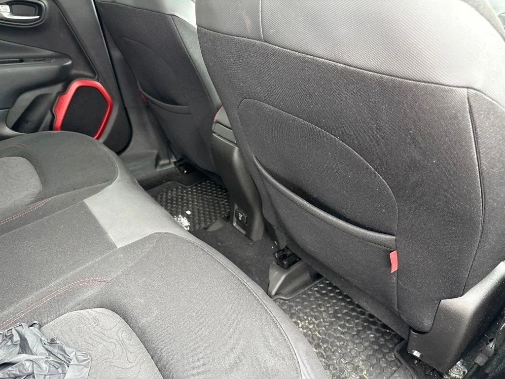 Used 2017 Gray Jeep Trailhawk image 29