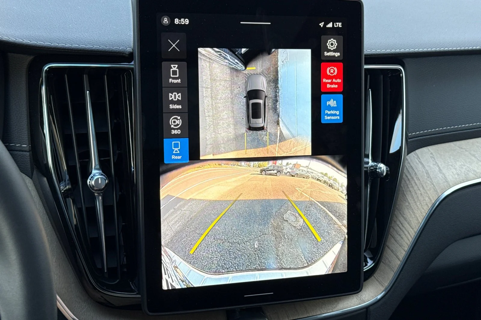 New 2026 ONYX BLACK Volvo Ultra image 17
