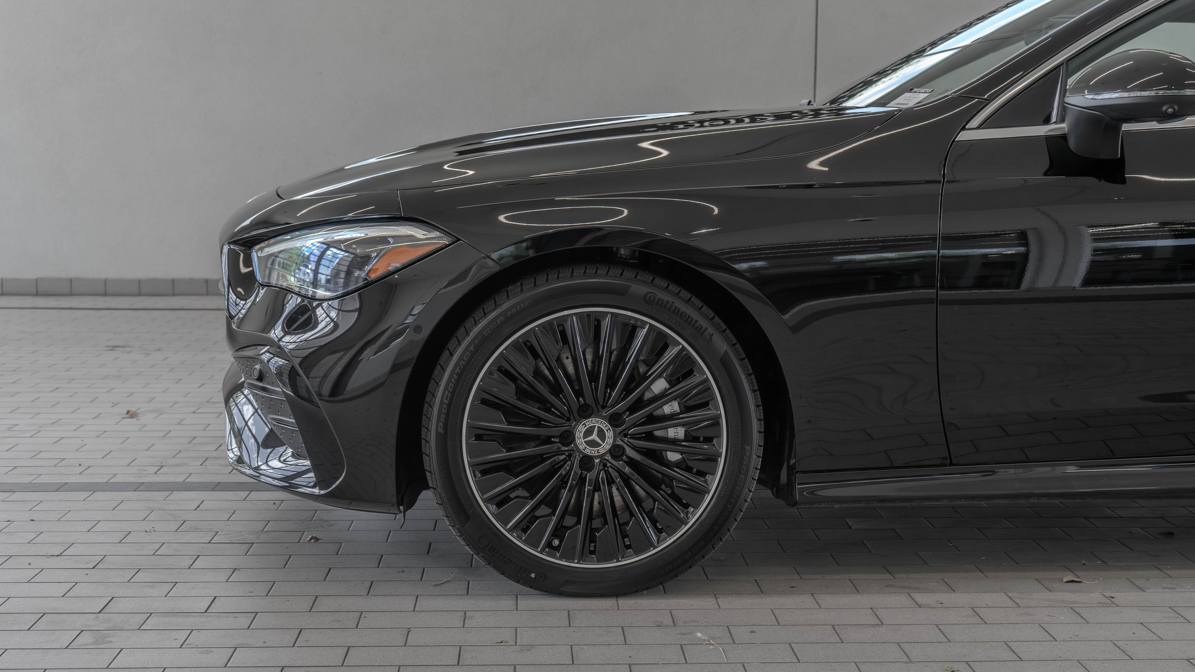 New 2026 Obsidian Black Metallic Mercedes-Benz CLE 450 image 4