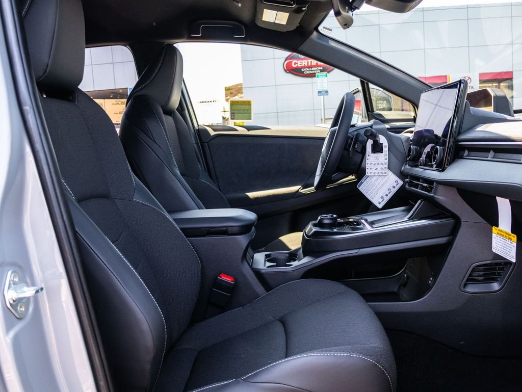 2026 Toyota C-HR SE - Photo 19