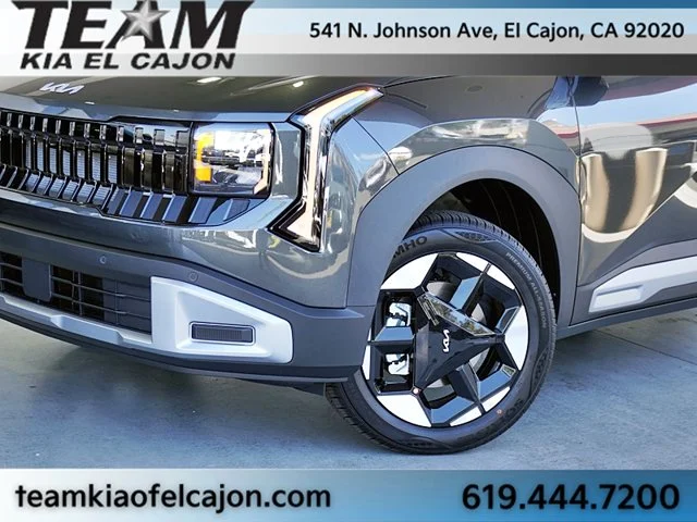 New 2027 Gray Kia EX image 3