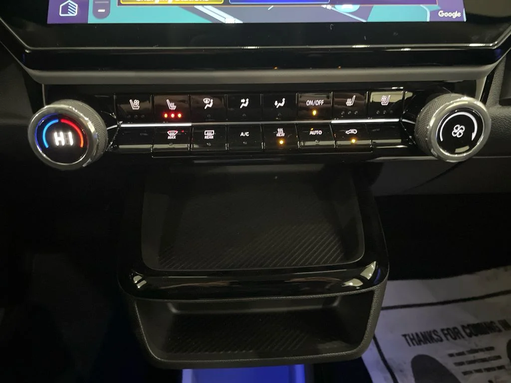 2027 Chevrolet Bolt RS - Photo 20