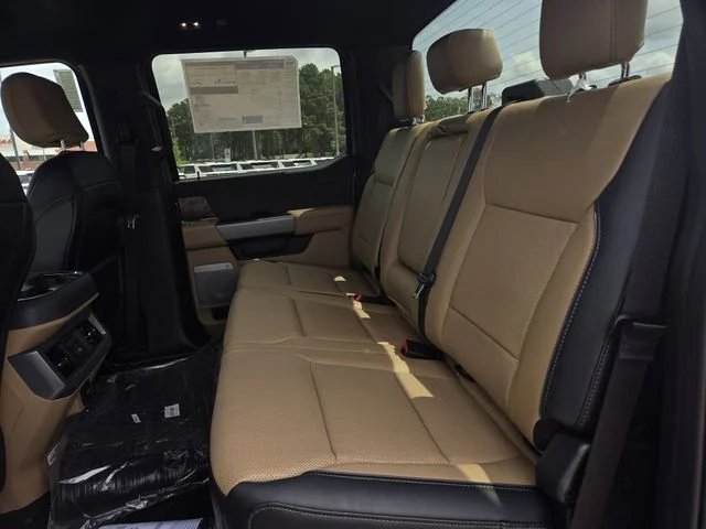 New 2026 Glacier Gray Metallic Tri-Coat Ford F-250® Lariat® image 36