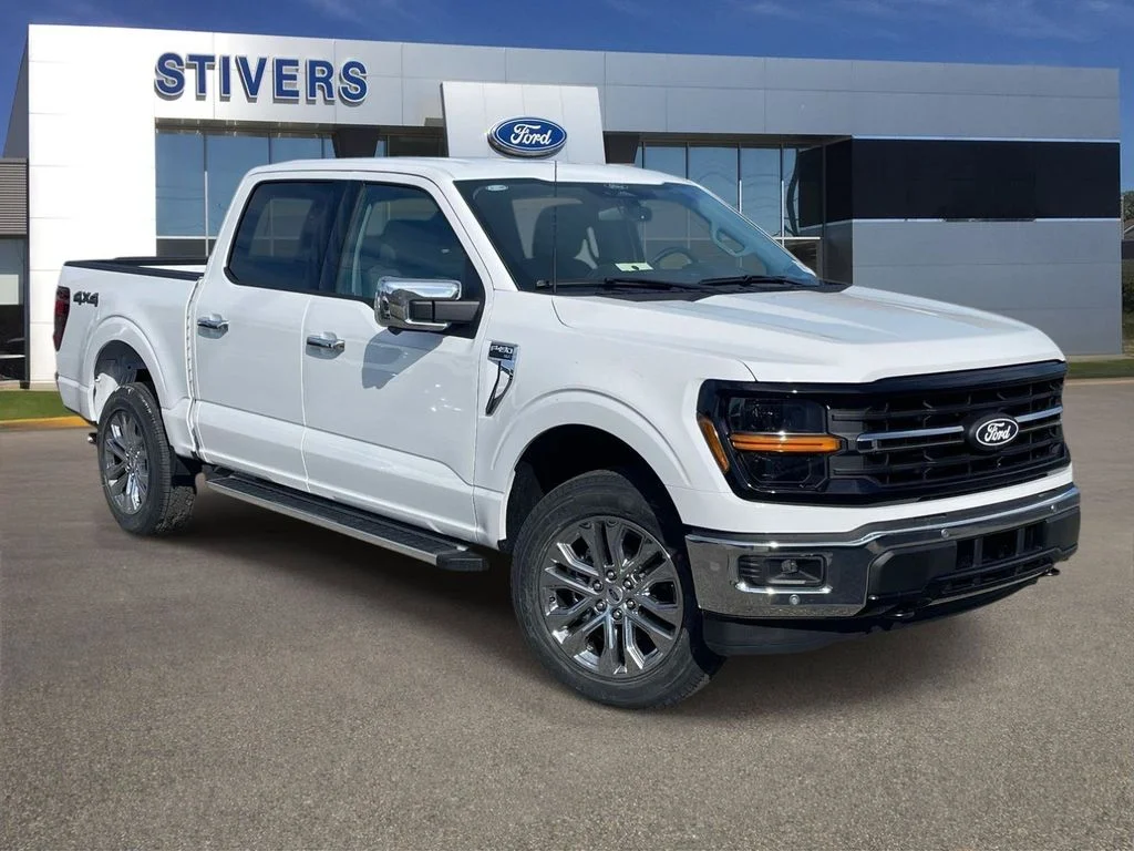 New 2026 White Ford XLT image 1