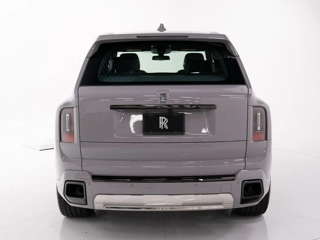 New 2027 Tempest Grey Rolls-Royce Black Badge image 4