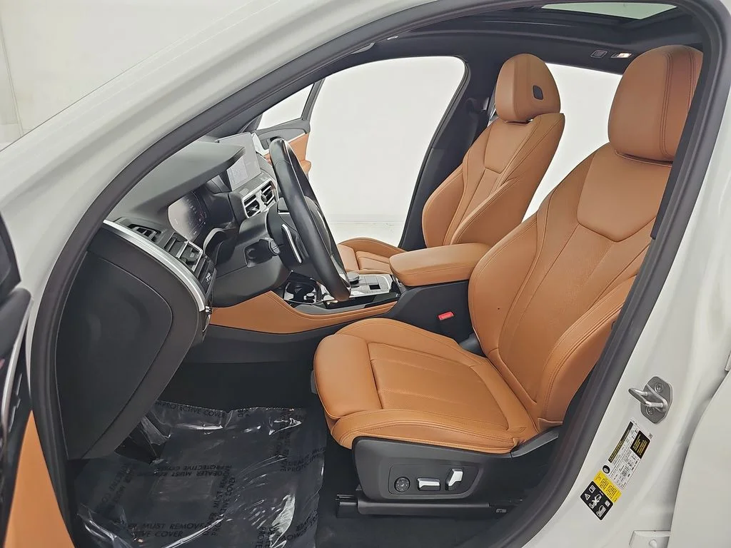 Used 2023 Alpine White BMW xDrive30i image 23