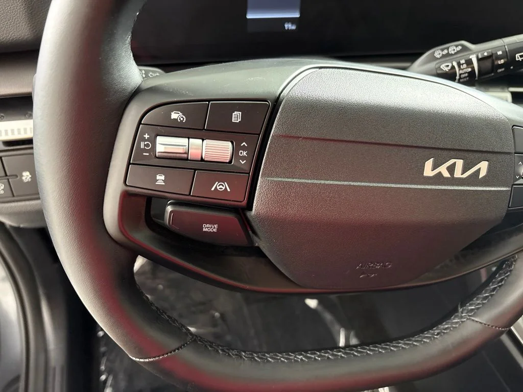 New 2026 Gravity Gray Kia EX image 28