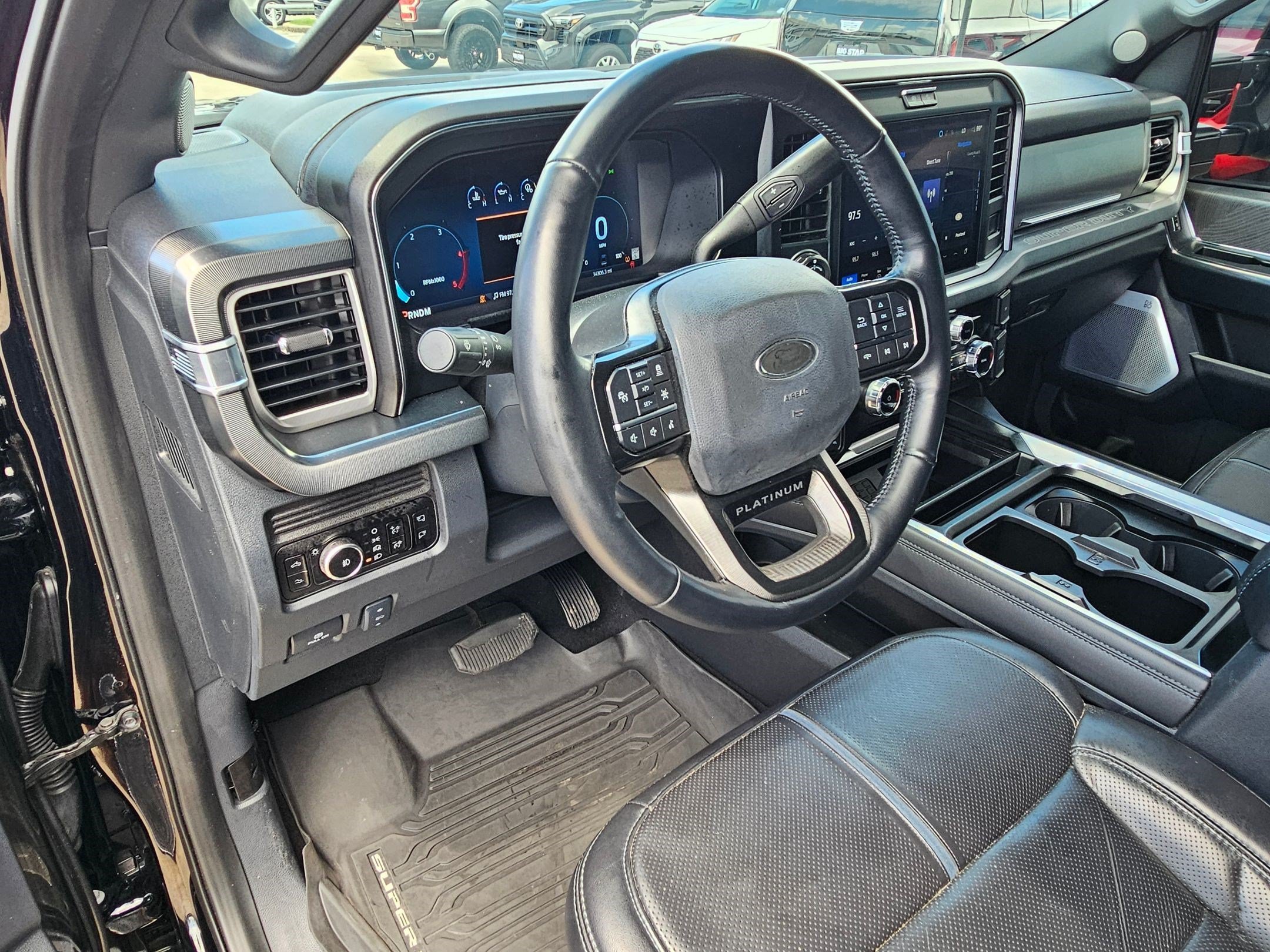 Used 2025 Agate Black Metallic Ford Platinum image 13