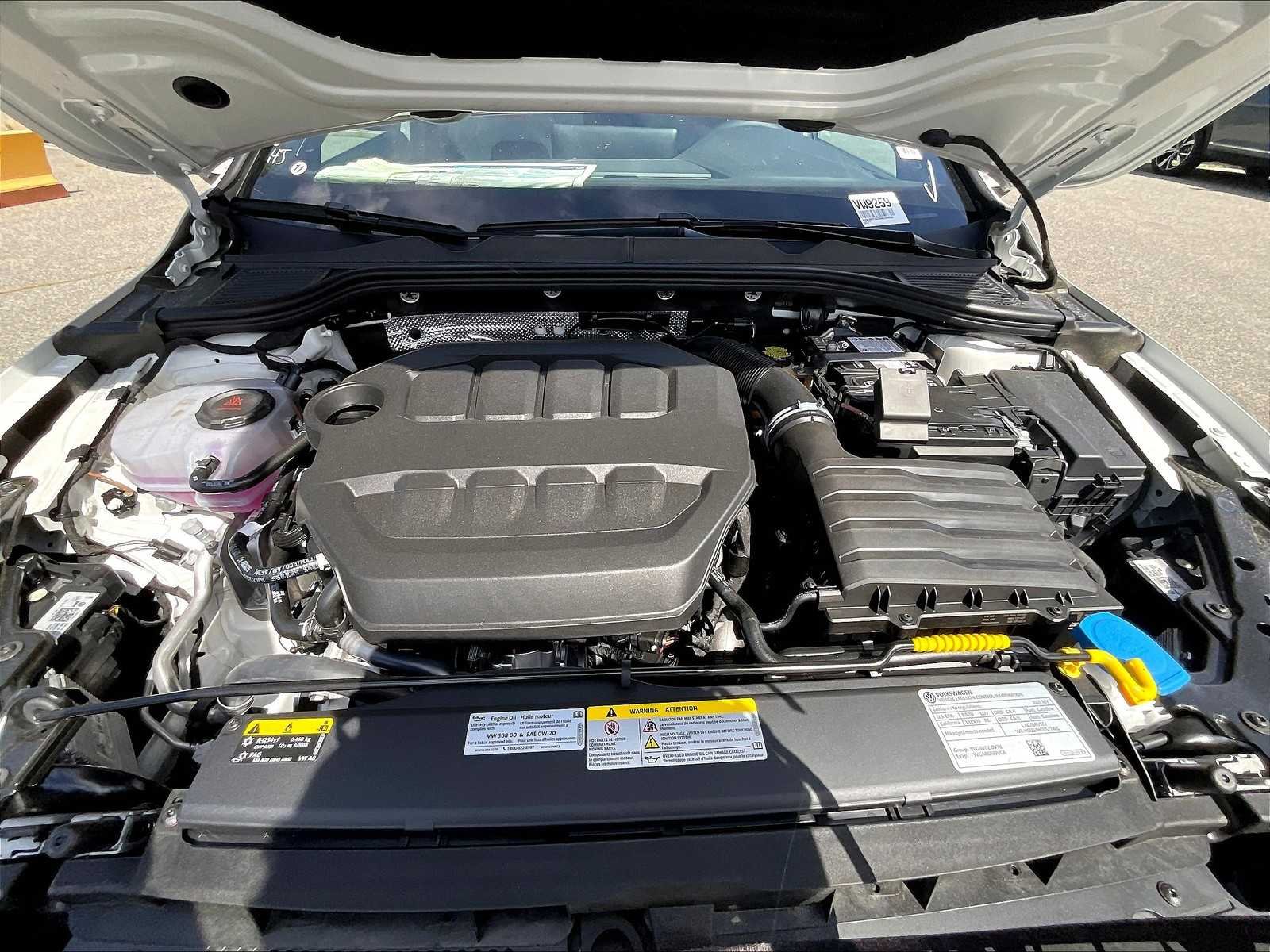 2025 Volkswagen Golf GTI SE - Photo 16