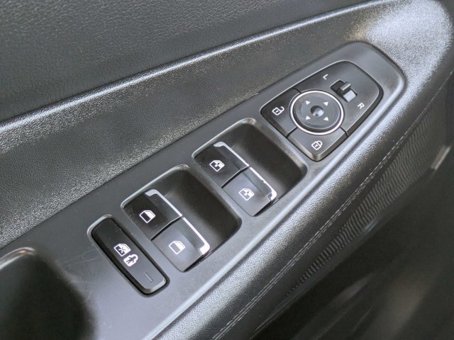 Used 2022 Black Hyundai SEL image 23