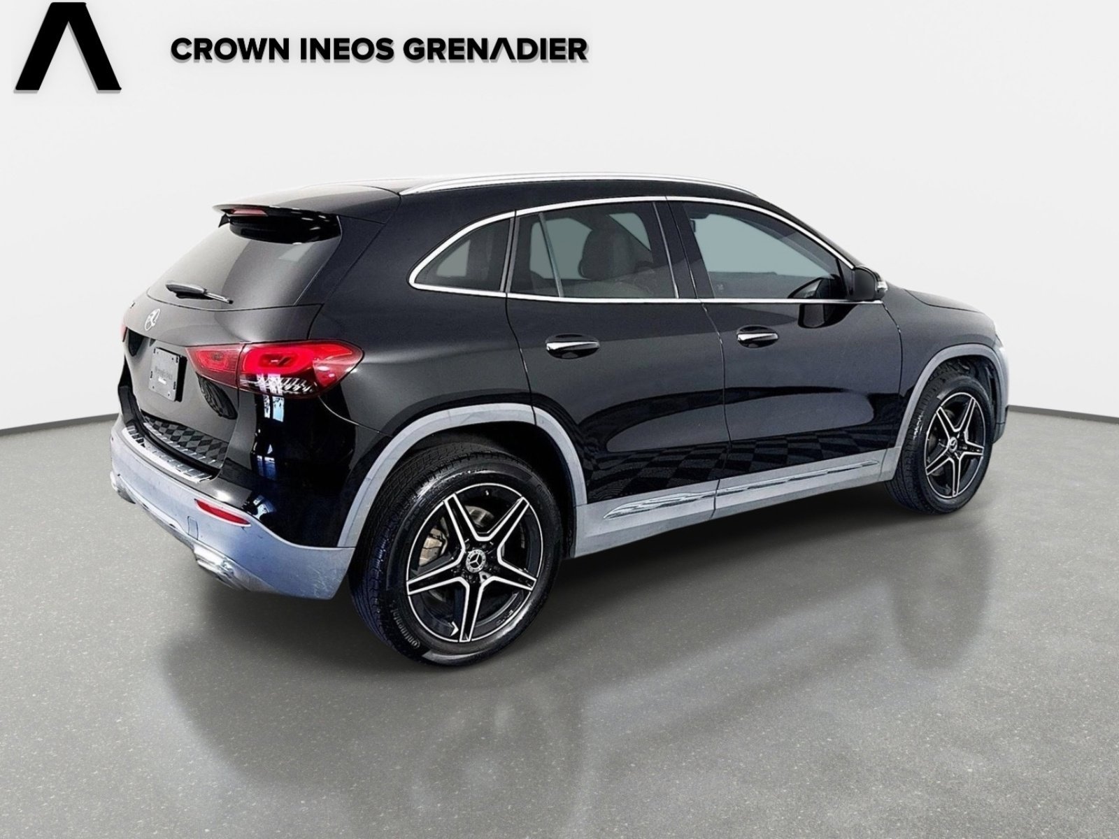 Used 2023 Night Black Mercedes-Benz GLA 250 image 5