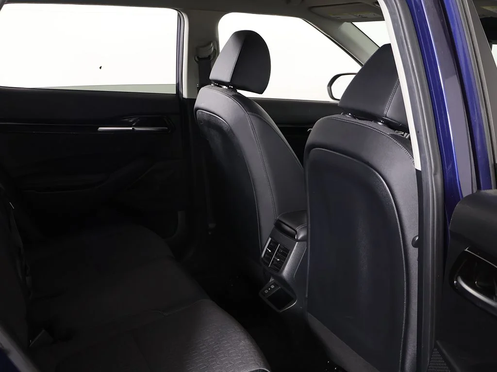Used 2024 Blue Kia S image 27