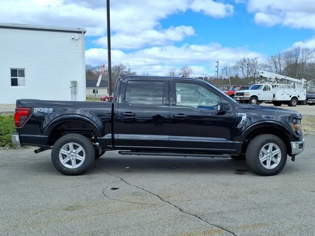 New 2026 Agate Black Metallic Ford XLT image 23