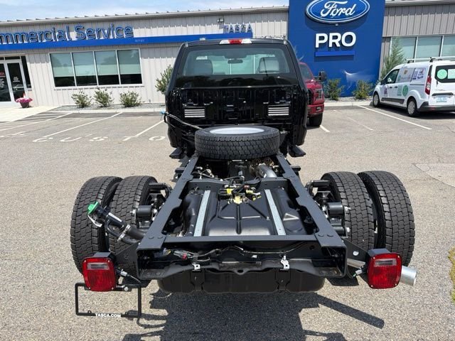 New 2026 Agate Black Metallic Ford F-550® XL image 4