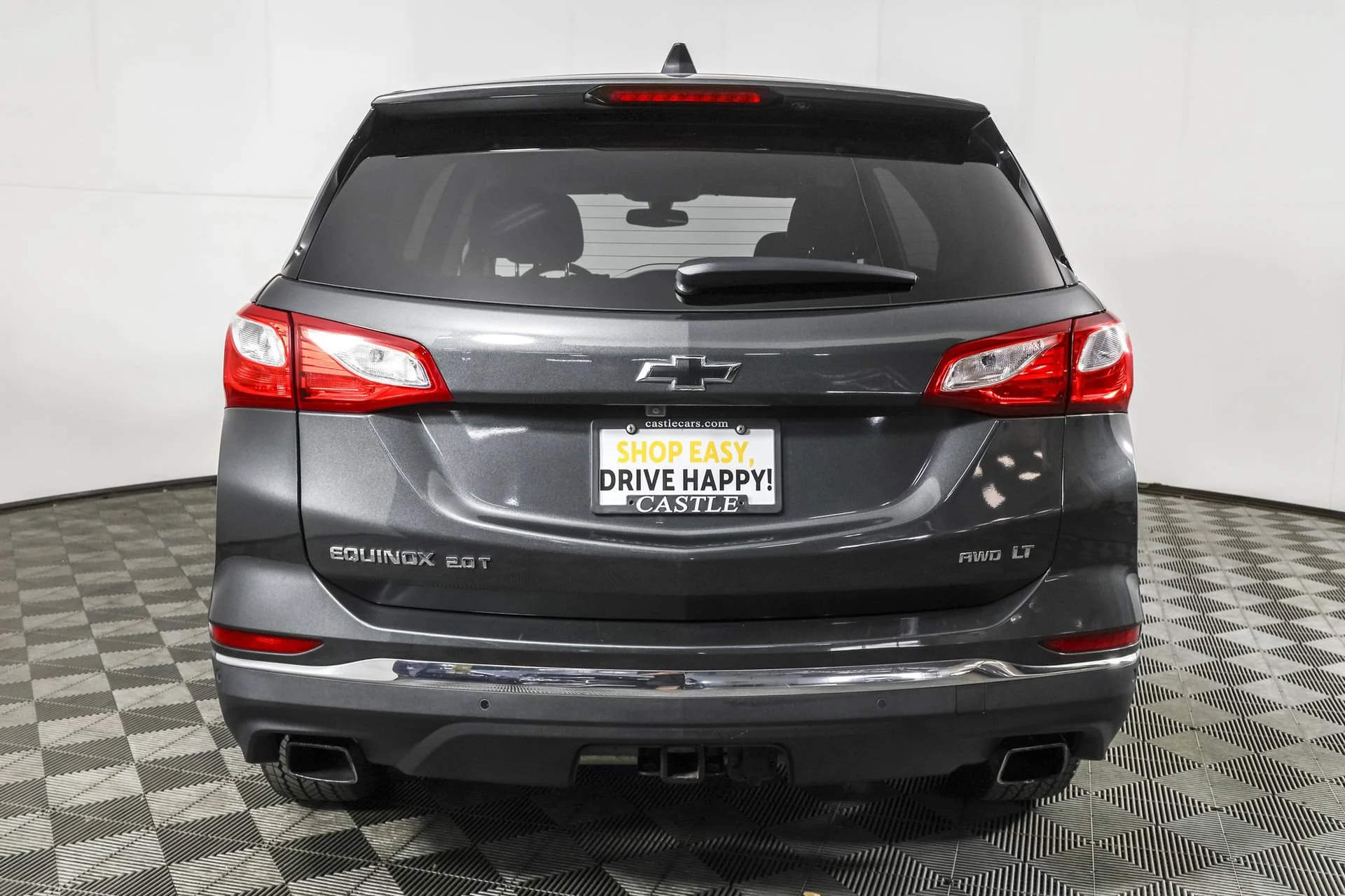 Used 2018 NIGHTFALL GRAY METALLIC Chevrolet LT image 17