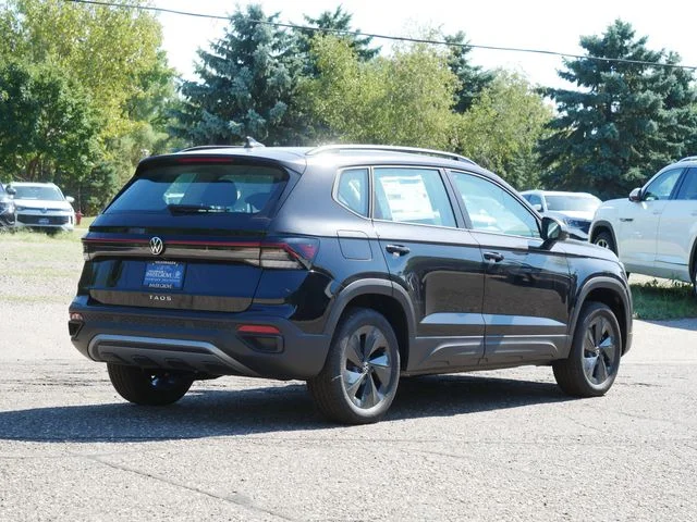 New 2026 Black Volkswagen 1.5T S image 2