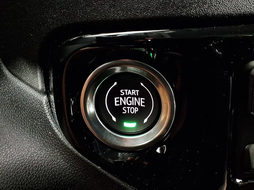 New 2026 Summit White Chevrolet LT image 17